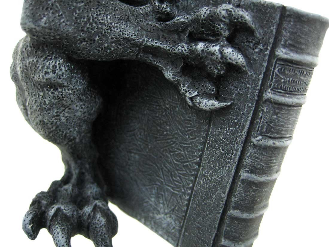 Ytc Crazy Gargoyle - Collectible Figurine Statue Sculpture Figure Model