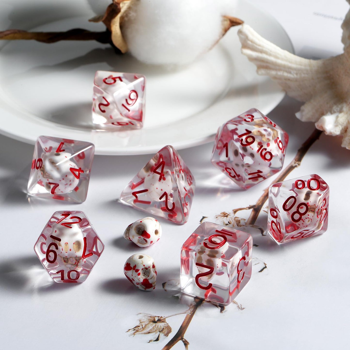 Blood Skull DND Dice, DNDND Skull Resin Dice Set with Velvet Pouch for Dungeons and Dragons DND Role Playing Games and Tabletop