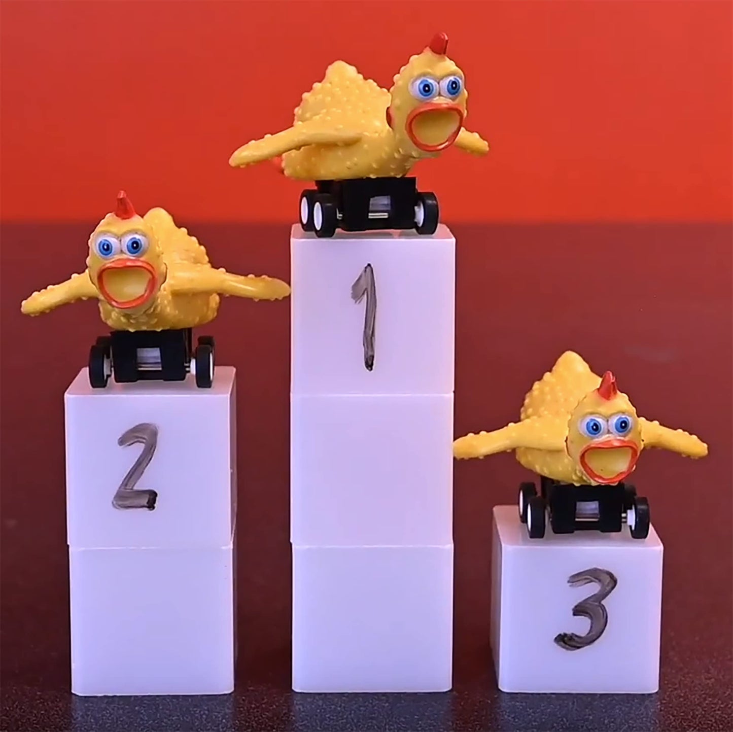 Mcphee Archie Racing Rubber Chickens - 3 Piece Set