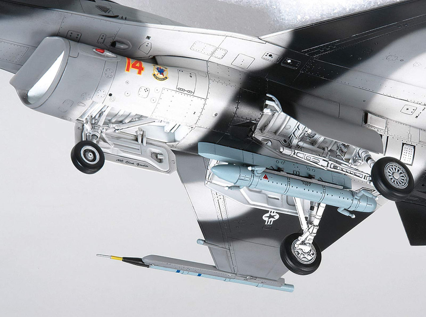 Tamiya F-16C/N Aggressor/Adversary