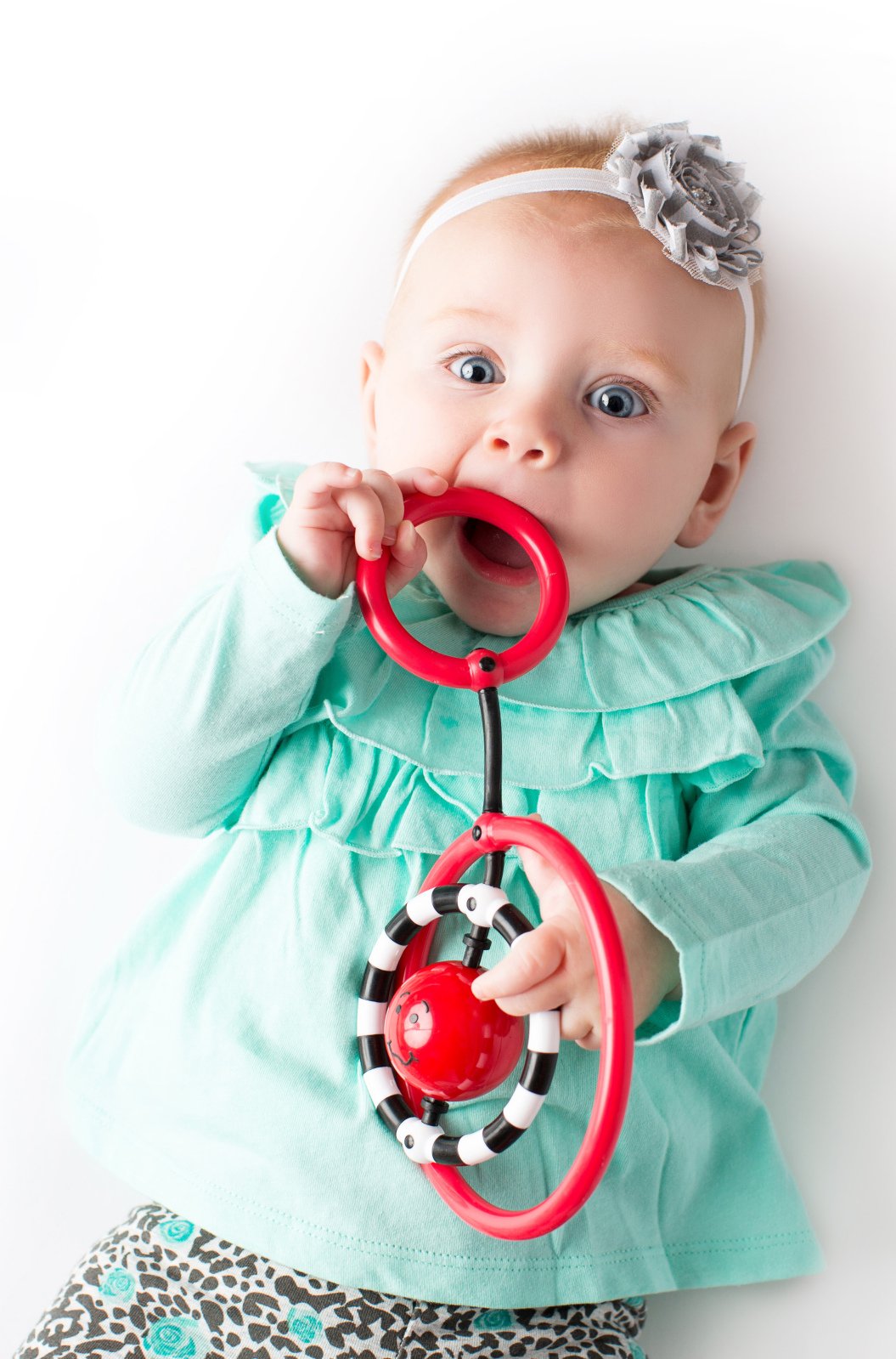 Smartnoggin Nogginrings Reaching & Grasping Play Toy - Encourages Baby’S Developmental Milestones Through Play - Sensory Toy For Babies, Ages 0-12 Months