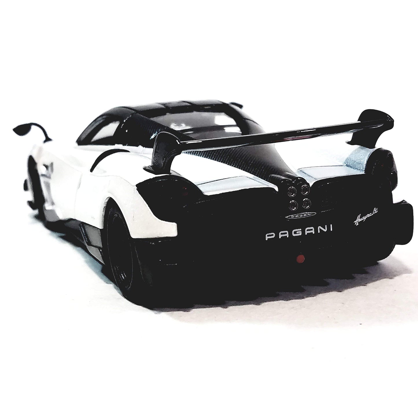 Kinsmart 2016 Pagani Huayra White 5' 1:38 Scale Die Cast Metal Model Toy Car W/Pullback Action