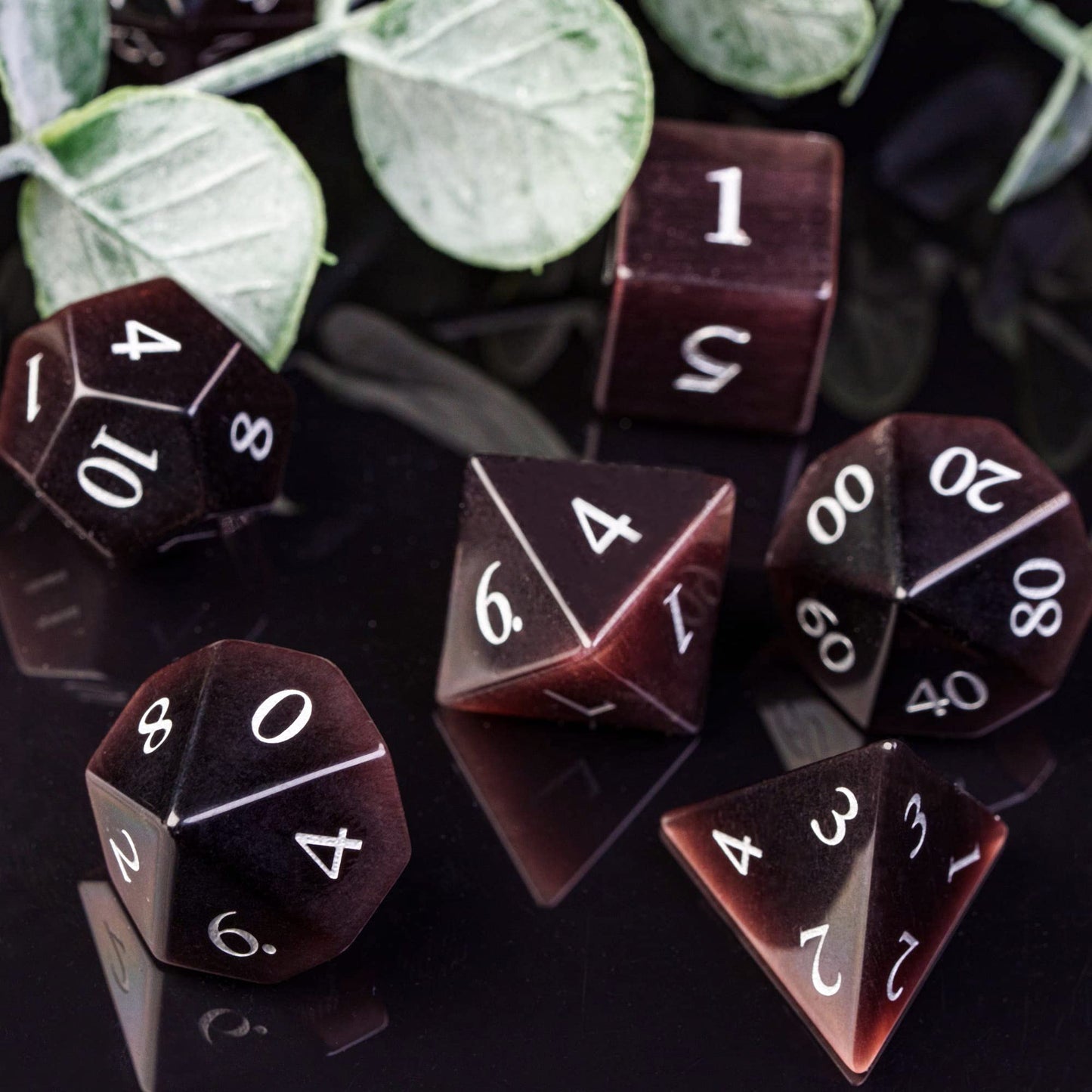 UDIXI Natural Gemstone Dice Set, 7PCS Crystal DND Dice for Dungeons and Dragons, Handmade Stone Dice for MTG Table Games (Purple