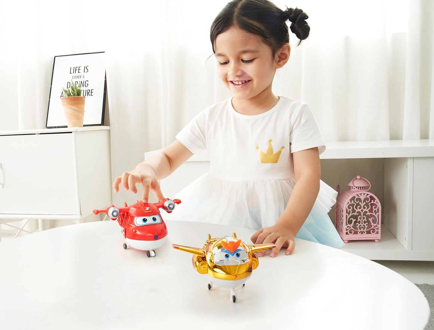 Super Wings 5' Transforming Toys 5-Pack, Supercharged Jett, Supercharged Paul, Supercharged Dizzy, Golden Boy & Sunny Airplane Toys Action Figures, Preschool Toy Plane For 3 4 5 Year Old Kids