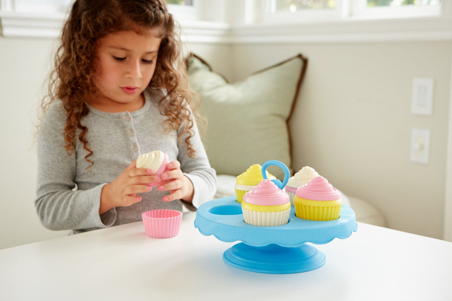 Green Toys Cupcake Set - 16 Piece Pretend Play, Motor Skills, Language & Communication Kids Role Play Toy. No BPA, phthalates, P