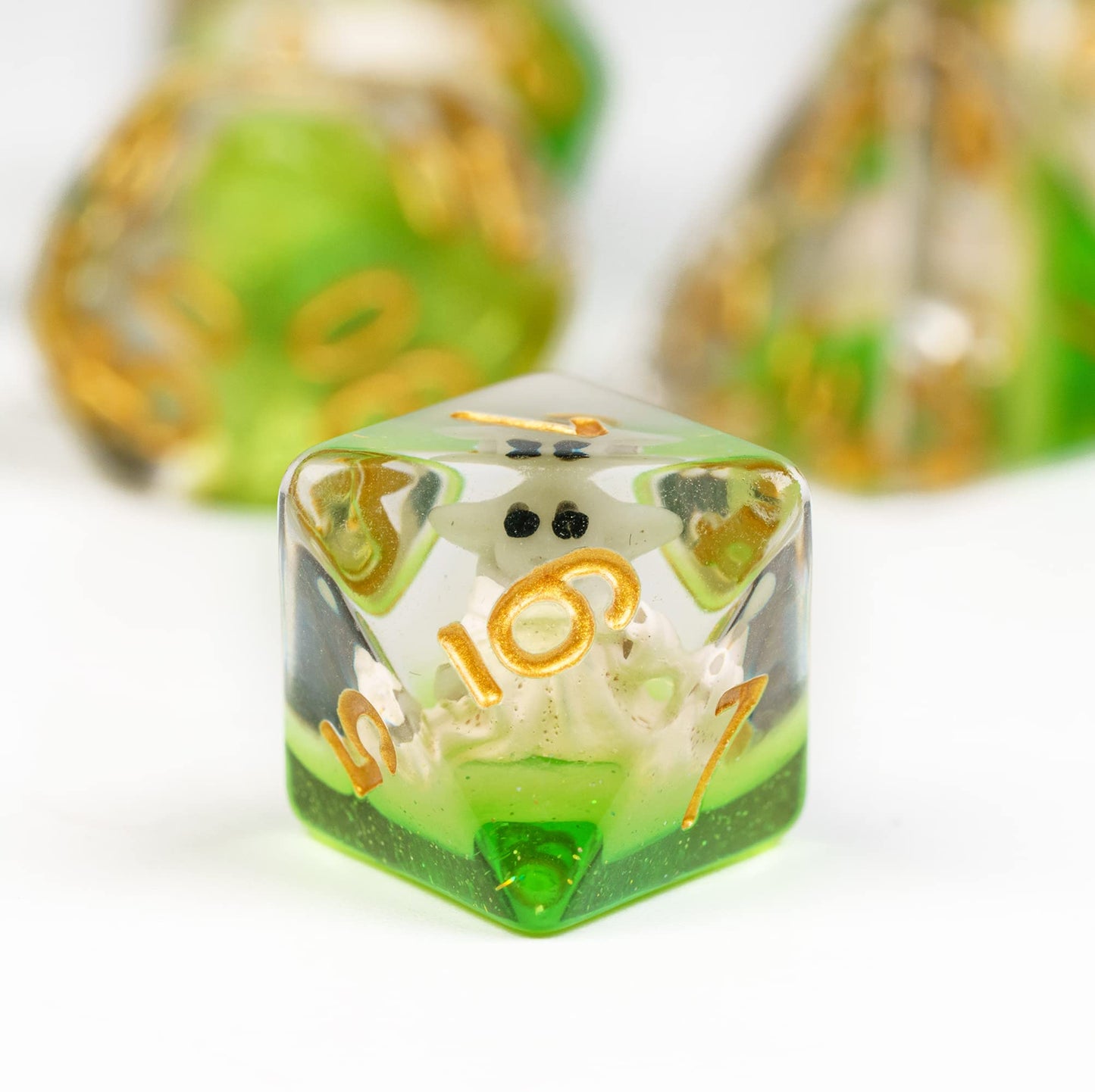 Cusdie 7-Die DND Dice, Polyhedral Dice Set Filled with Animal, for Role Playing Game Dungeons and Dragons D&D Dice MTG Pathfinde