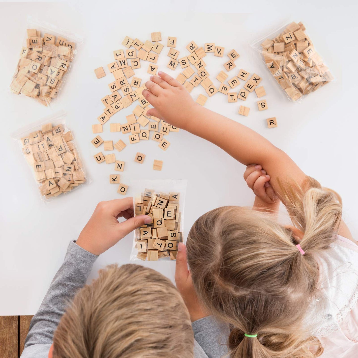 Magicfly Wooden Scrabble Tiles - 500 Natural Color Letter Tiles for Crafts, Spelling, and Games (Model JW040)