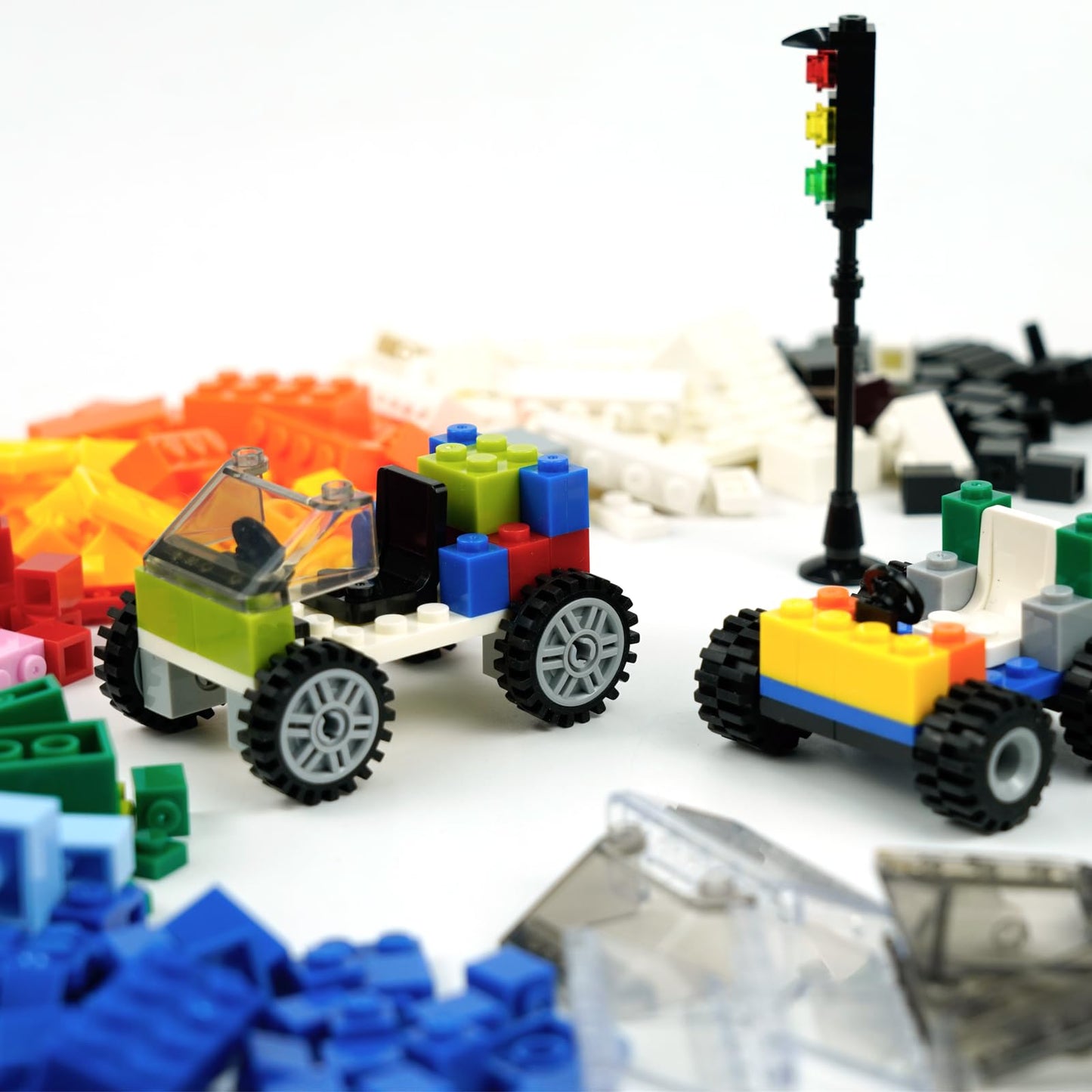 Wheels And Axles Sets With Steering Wheels& &Windshield&Traffic Light, Over 400Pcs Classic Bricks Pieces And Car Parts Kits, Basic Bulk Building Blocks Vehicles With Tires