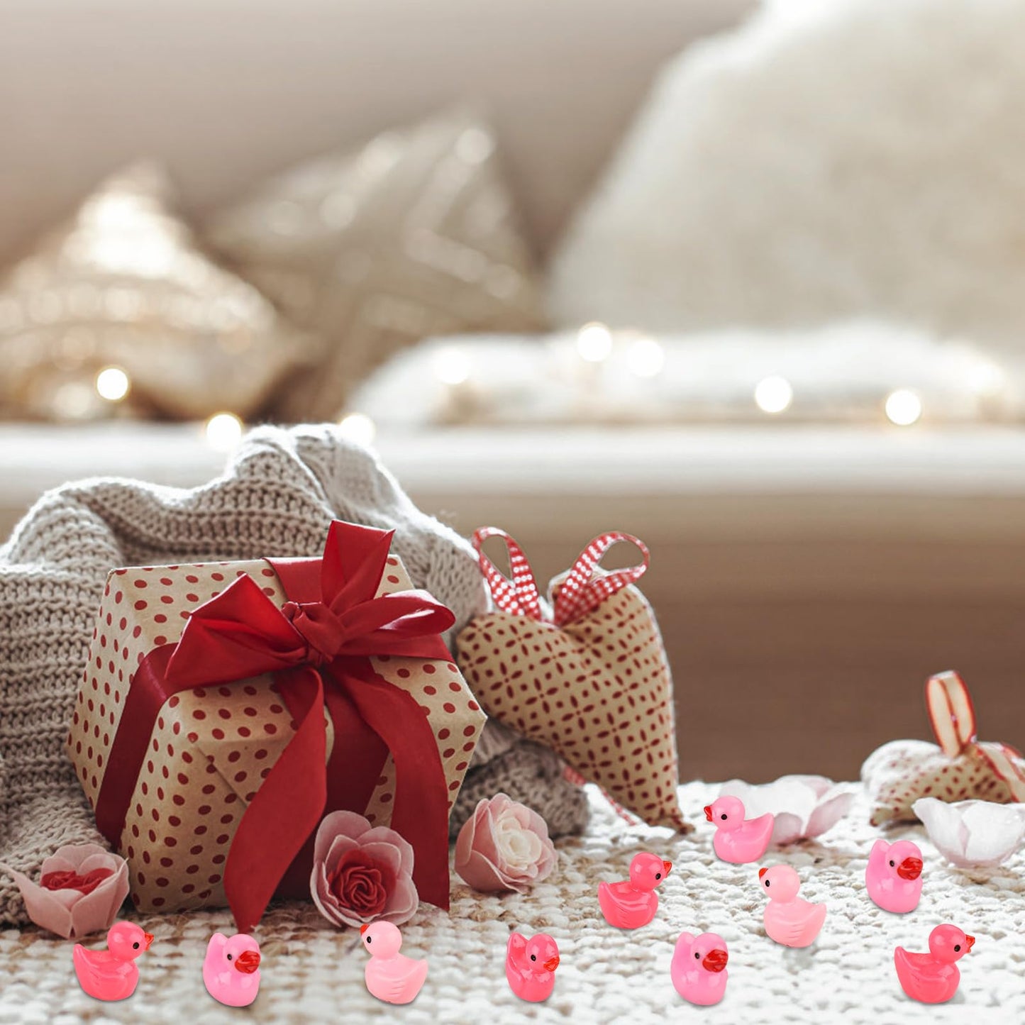 120pcs Mini Resin Ducks, Pink Tiny Miniature Ducks Figurines Small Duck Ornament Toys for Valentine's Day Gift Decoration Dollho
