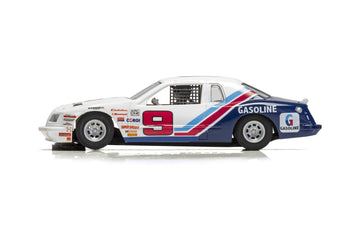 Scalextric Ford Thunderbird 1:32 Slot Race Car C4035 - White, Red & Blue Plastic Model
