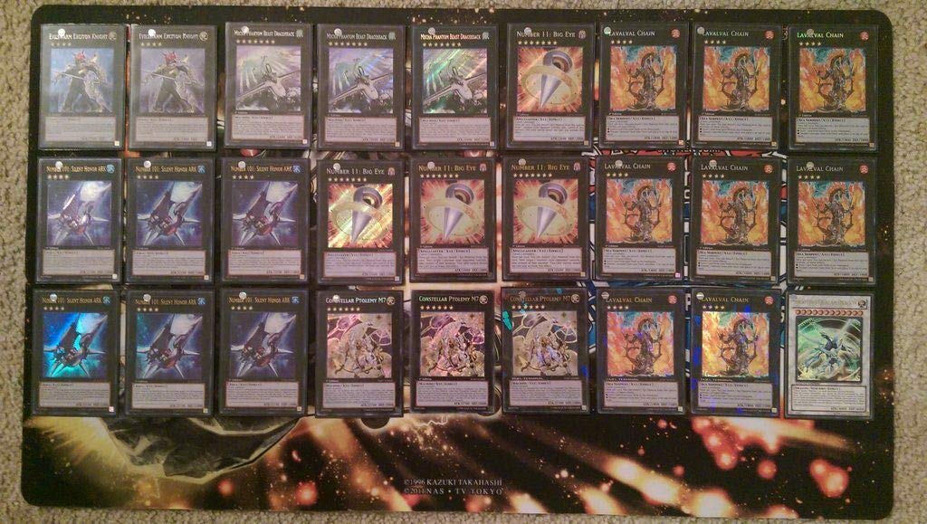 Yu-Gi-Oh! 400 Premium Trading Card Lot - 11 Holos, 25 Rares, Metal Cards
