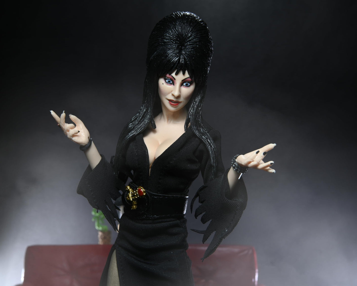 NECA Elvira 8” Clothed Figure - Black Plastic Model 56061