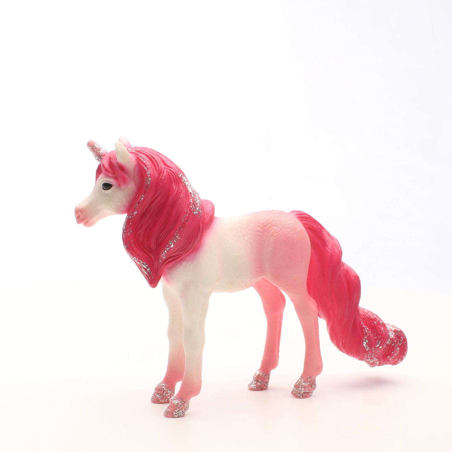 Schleich bayala Unicorn Foal Toy for Kids 5-12 Years, Colorful Unicorn Gifts for Boys and Girls, Perfect for Imaginative Play