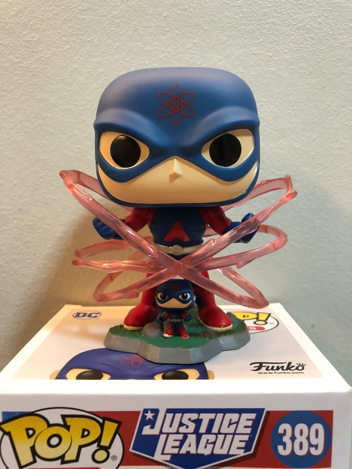 Funko Pop! Justice League The Atom Exclusive Vinyl Figure Wondrous Convention 2021 Shared
