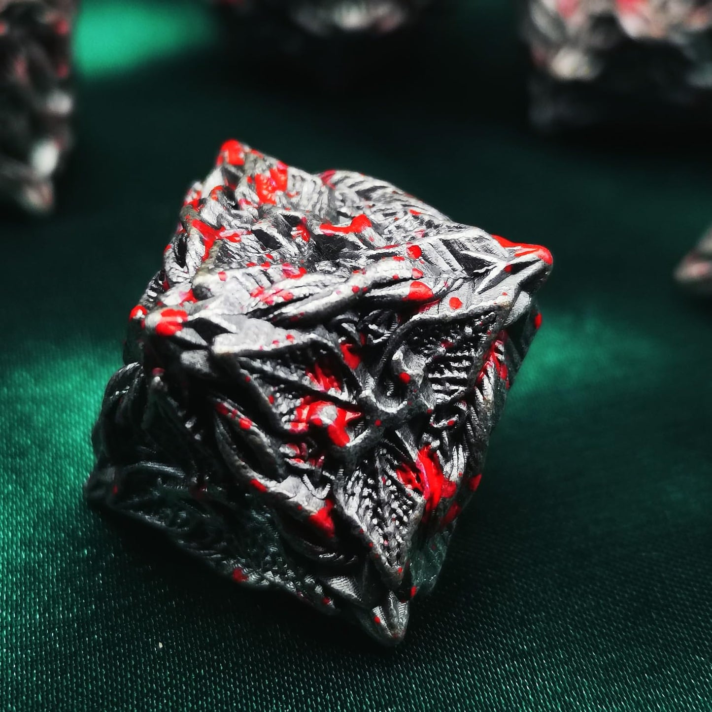 Mjdiceok Metal Dnd Dice Leaf Vine Set Polyhedral Dice 7 Role Playing Dice D&D Solid Dungeons And Dragons Dice (Blood Antique Iro