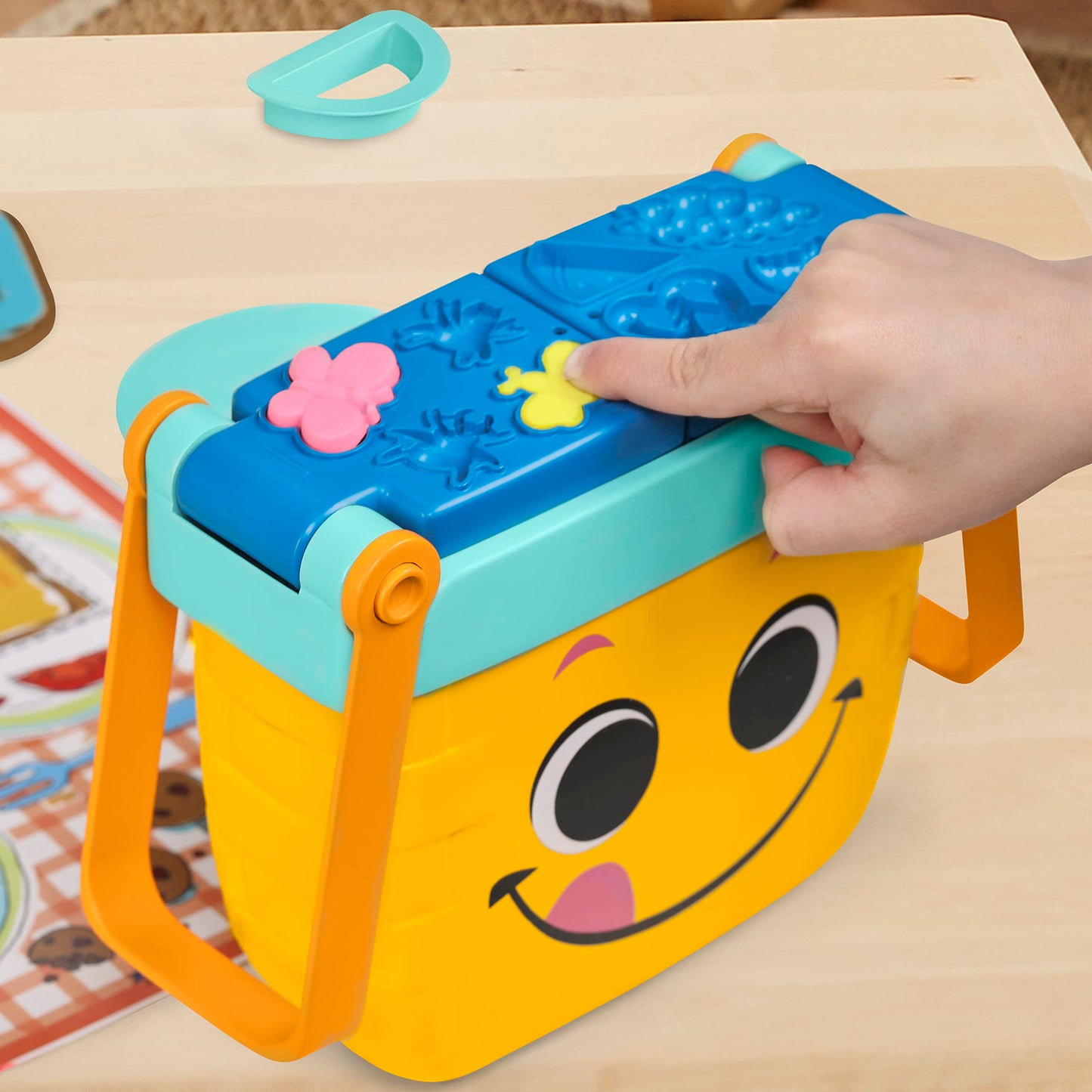 Play-Doh Picnic Shapes Starter Set, Preschool Toys (F6916) For 3+ Years