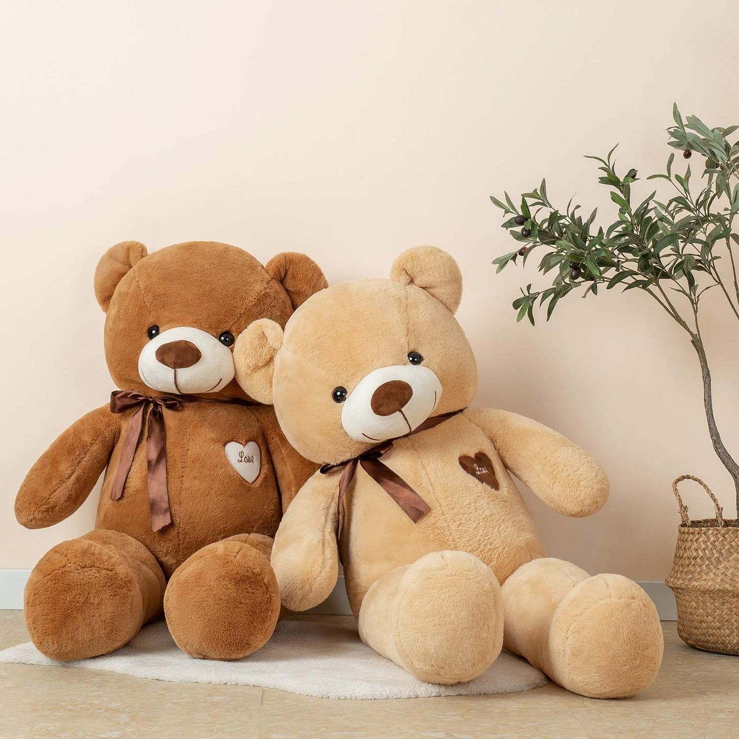 Yunnasi Big Teddy Bear Stuffed Animal 31.5 Inch Giant Large Plush Soft Toy With Love Heart For Kids Girlfriend Light Brown