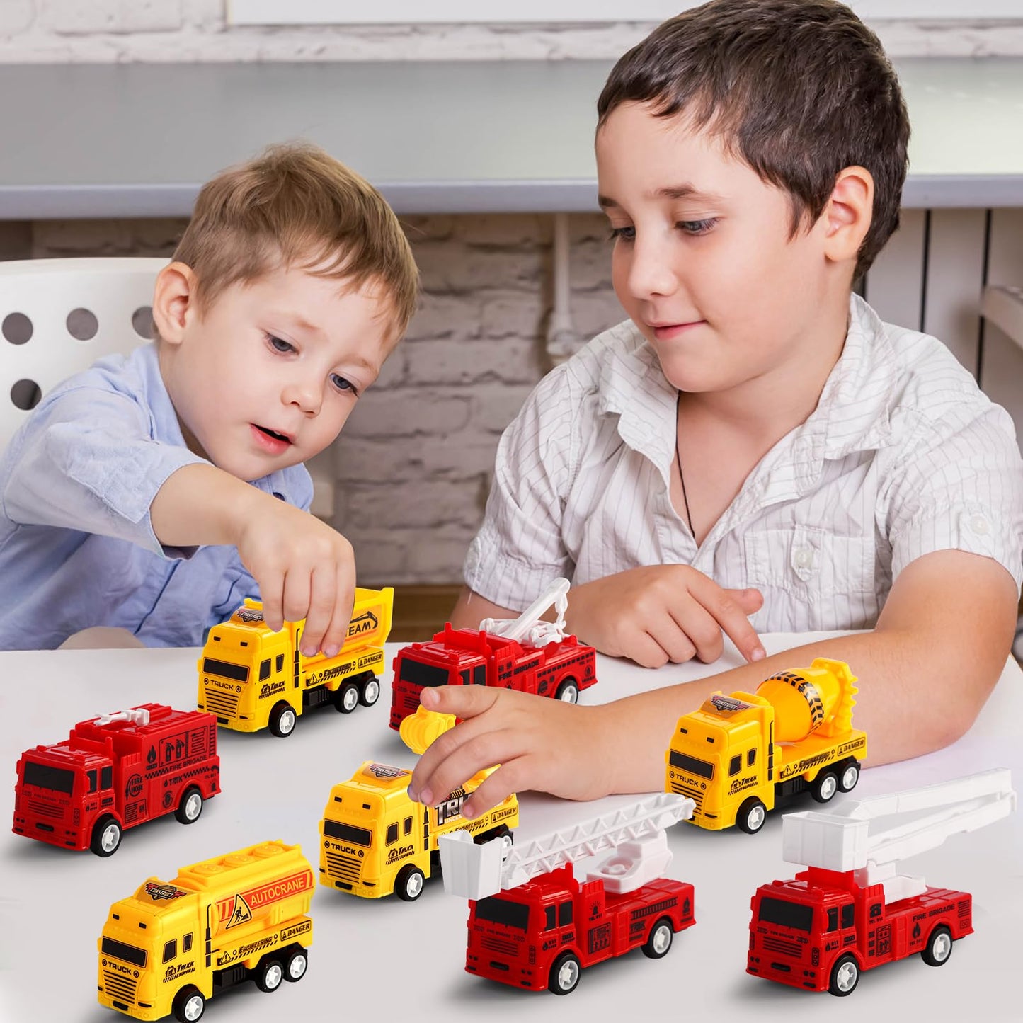 HSMQ 8 Pack Pull Back Cars Vehicle Toys Set, Fire Truck Construction Truck Model for Kids Boys Girls Toddler, Mini Pull Back Veh