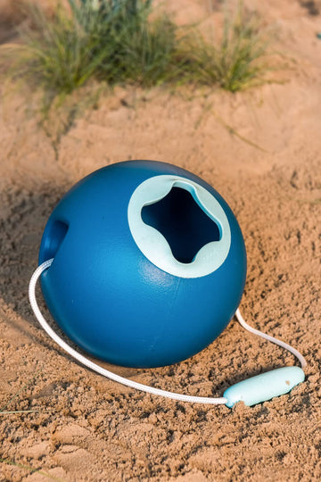 QUUT | Ballo | Ocean Color | Award Winning Children's No-Spill Bucket for Beach & Outdoors Play