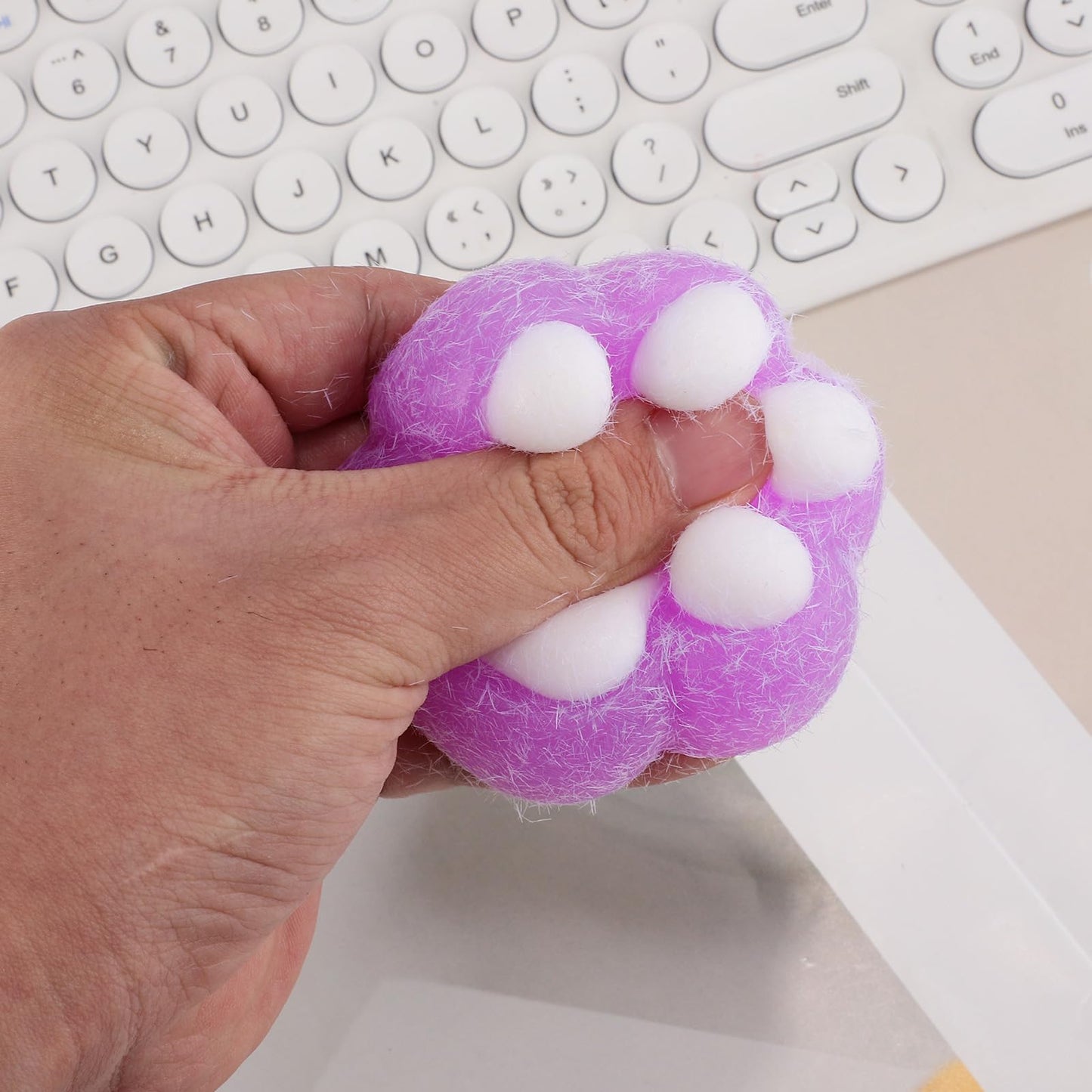 Peutier Cat Paw Squeeze Toys, Plastic Taba Soft Cat Paw With 10 Mini Balls Novelty Kawaii Jelly Kitty Paw Soft Relaxing Animals
