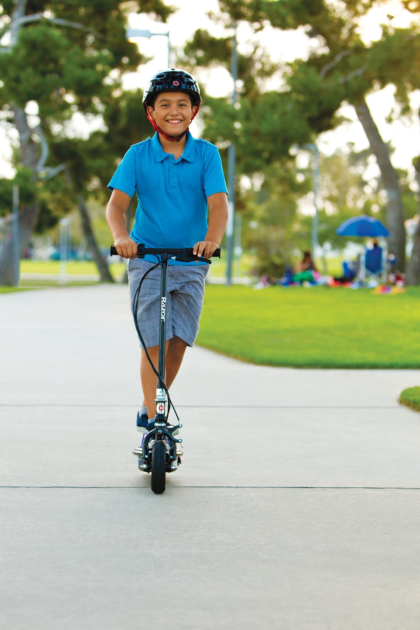 Razor E100 Glow Electric Scooter For Kids Age 8 And Up, Led Light-Up Deck, 8' Air-Filled Front Tire, Up To 40 Min Continuous Ride Time