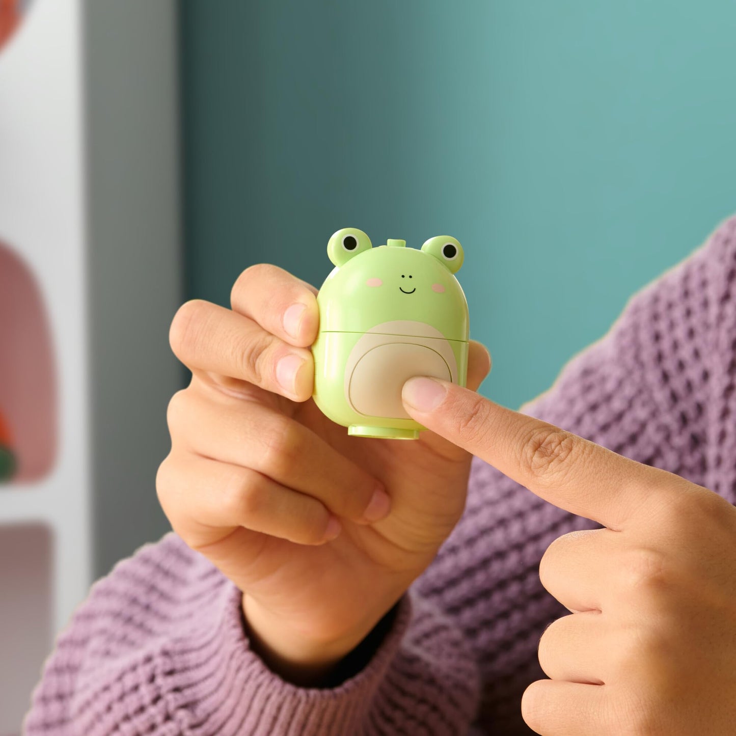 Bldr Squishmallows Buildable Figure Multipack - Maui The Pineapple, Joelle The Bigfoot, Wendy The Frog, Archie The Axolotl - Squ