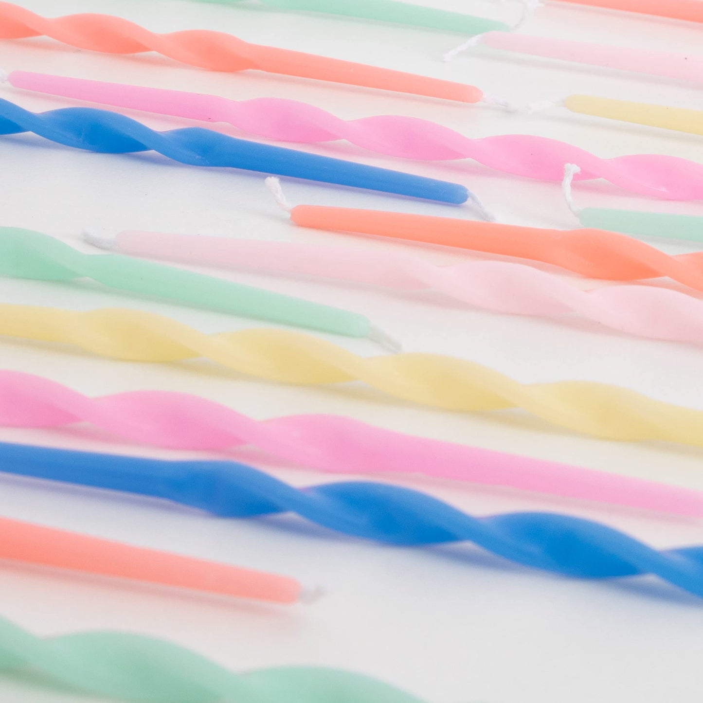 Meri Meri Twisted Long Birthday Candles for Cake (Pack of 16), 7 Tall, Unscented Meri Meri Birthday Candles