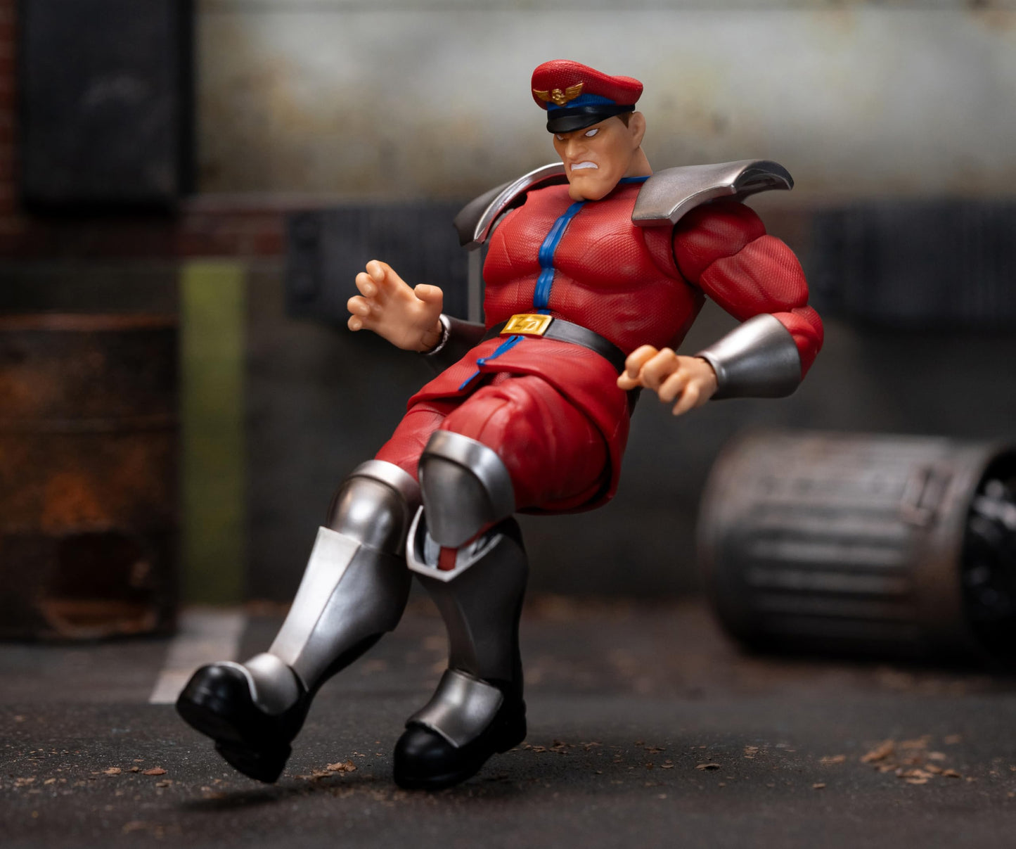 Jada - Street Fighter 2- Articulated Figure Of M. Bison 15 Cm, Collectable, With Interchangeable Hands And Head, Accessories, 20 Articulated Points, Ages 13 (253252030)