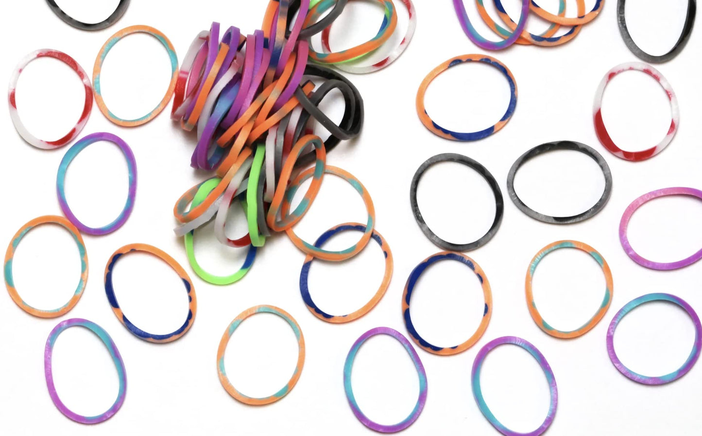 Rainbow Loom Assorted Tie Dye Rubber Bands with 24 C-Clips (600 Count)