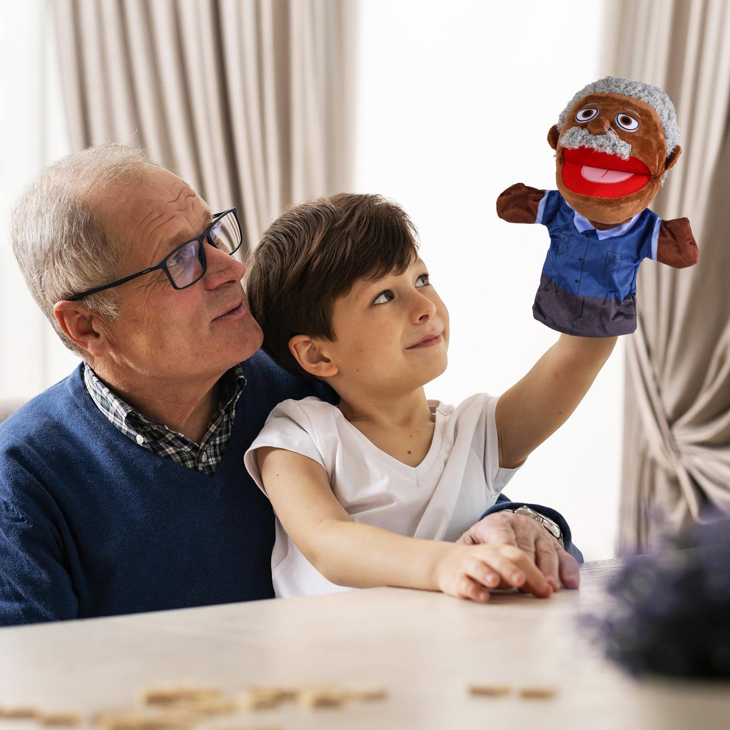 1 Pcs Family Hand Puppets 12 Inch Grandparents Mom Dad Brother Sister Plush Hand Puppet Toys Role-Play Toy Puppets For Kids Storytelling Imaginative Pretend Play Teaching Preschool(Black Grandfather)