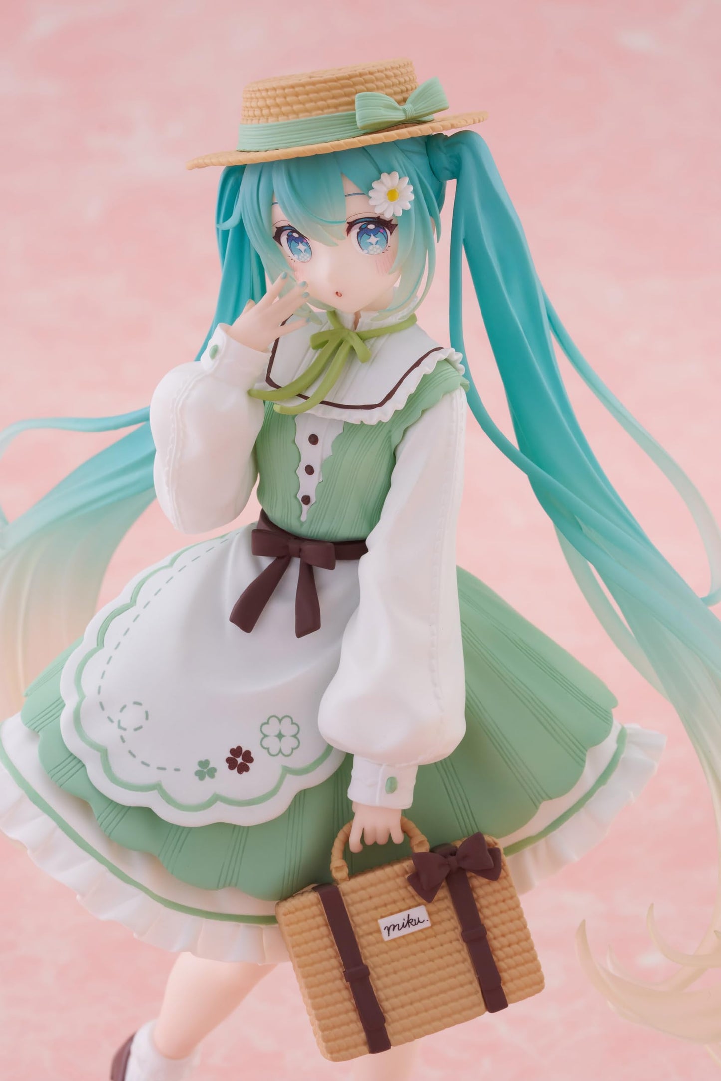 Taito-Hatsune Miku Figure - Fashion (Country Ver.)