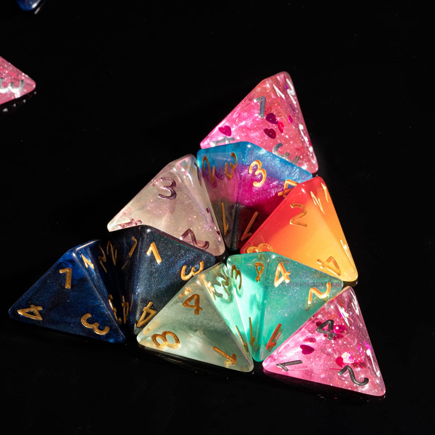 HDdais 10 Pack of D4 Dice Random Color D4 Polyhedral Dice 4 Sided D&D Dice for DND RPG MTG Table Games Dungeons and Dragons Dice