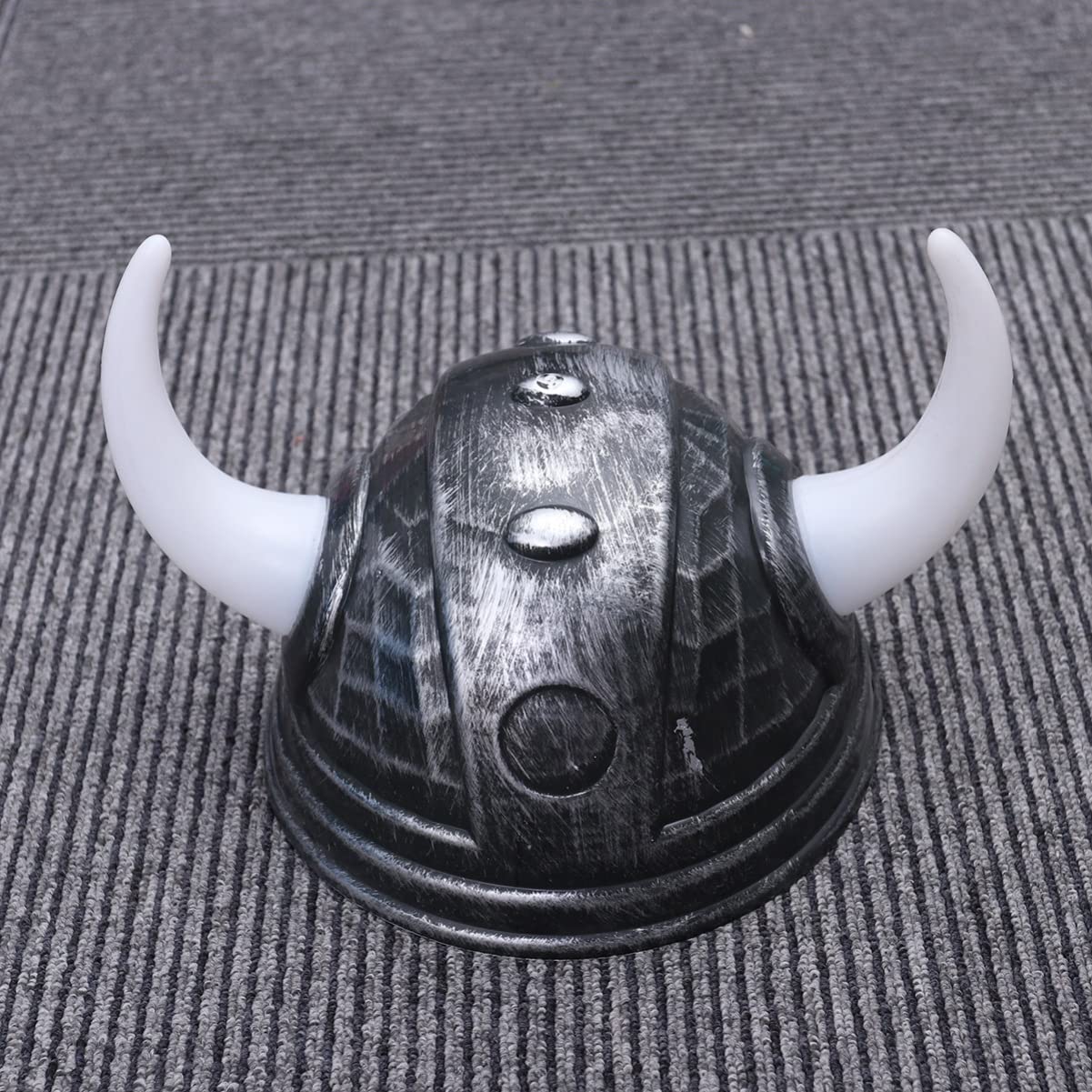 Amosfun Viking Helmet Hat - 3pcs Middle Ages Medieval Viking Age Horned Helmet Costume Party Accessory Ox Horns Hat - Black, Pla