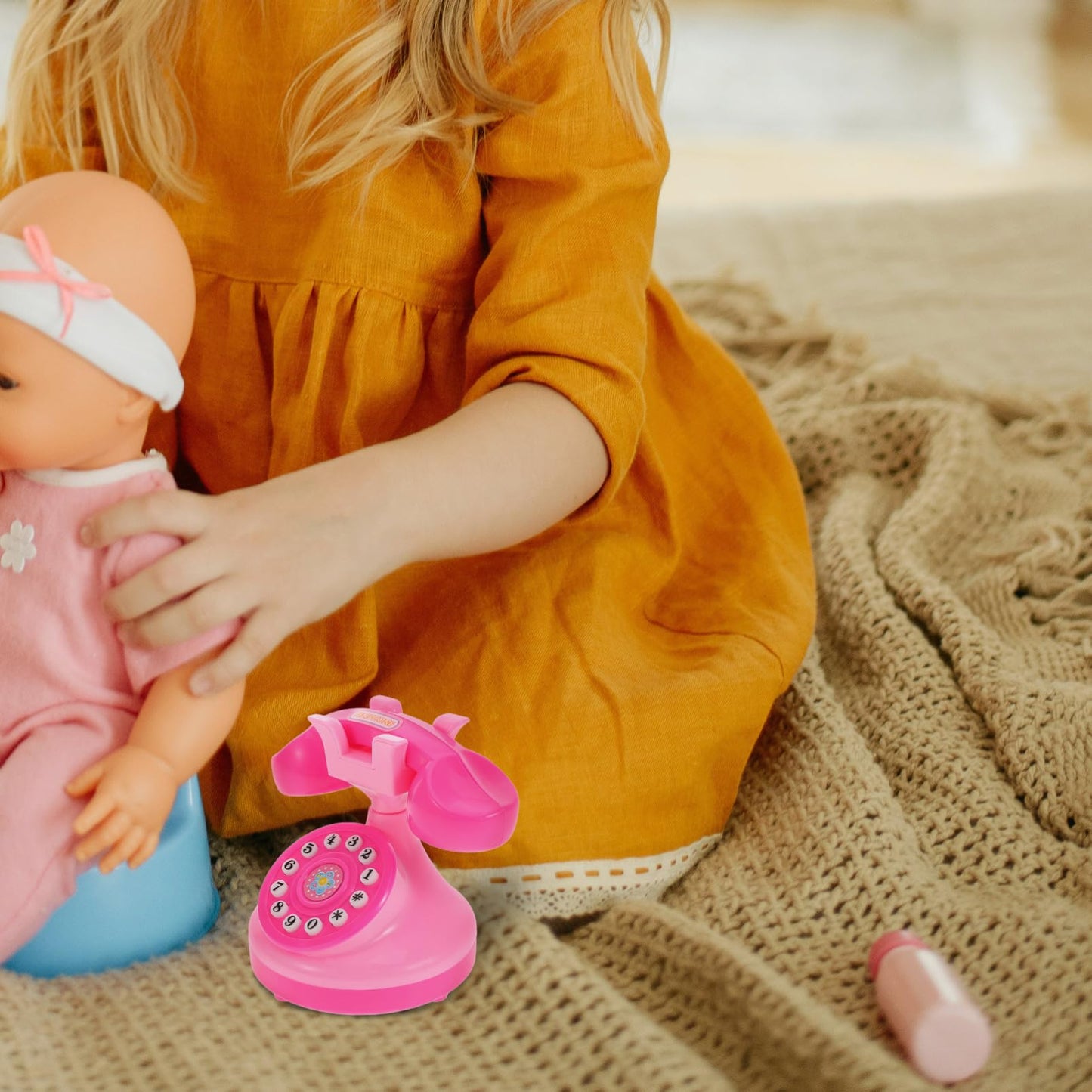 UPKOCH Retro Phone Toy, Telephone Pretend Play Toy Classic Vintage Old Fashion Telephone Kids Play Phone Early Educational Toys