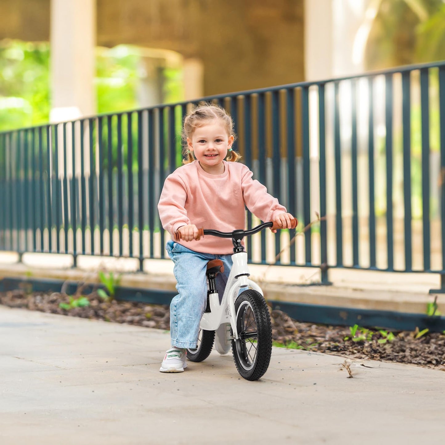 14' Kids Balance Bike For 3,4,5,6 Year Old Boys And Girls, Air Tires With Magnesium Alloy Frame, Lightweight No Pedal Toddler Training Bicycle (White)