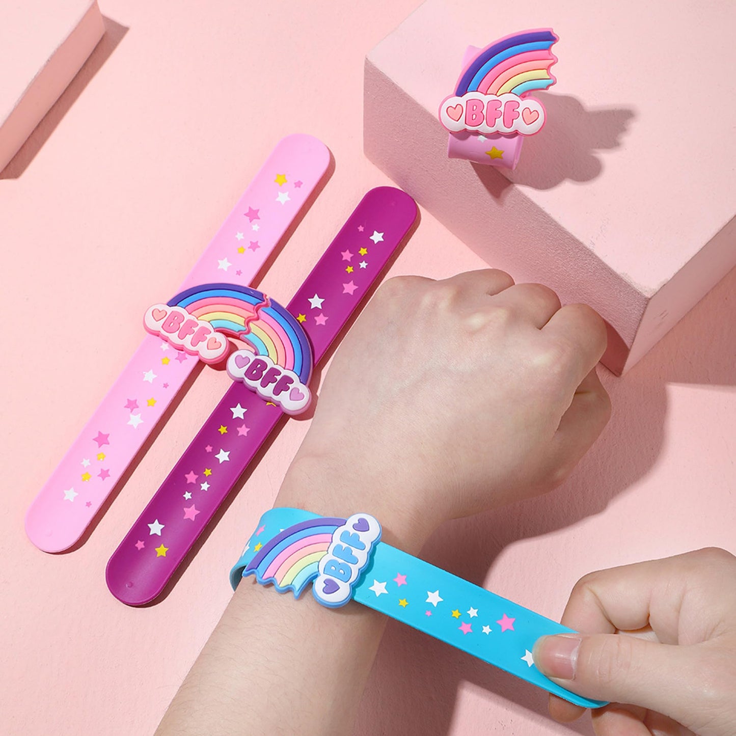 PAITUEND Friend Style Theme Slap Bracelets Party Favors-Cute Unicorn Rainbow Silicone Wristbands (6pack) for Boys & Girls Birthd
