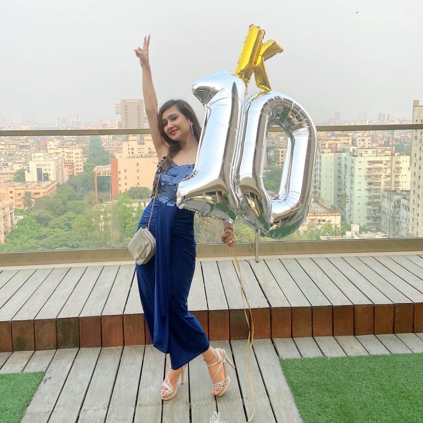 40 Inch Silver 10 Number Balloons Giant 10 Balloons Silver Birthday 10 Balloons 10Th Birthday Anniversary Events Party Decoratio
