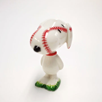 Department 56 Peanuts Grand Slam Beagle Figurine, 3 Inch (4039753)