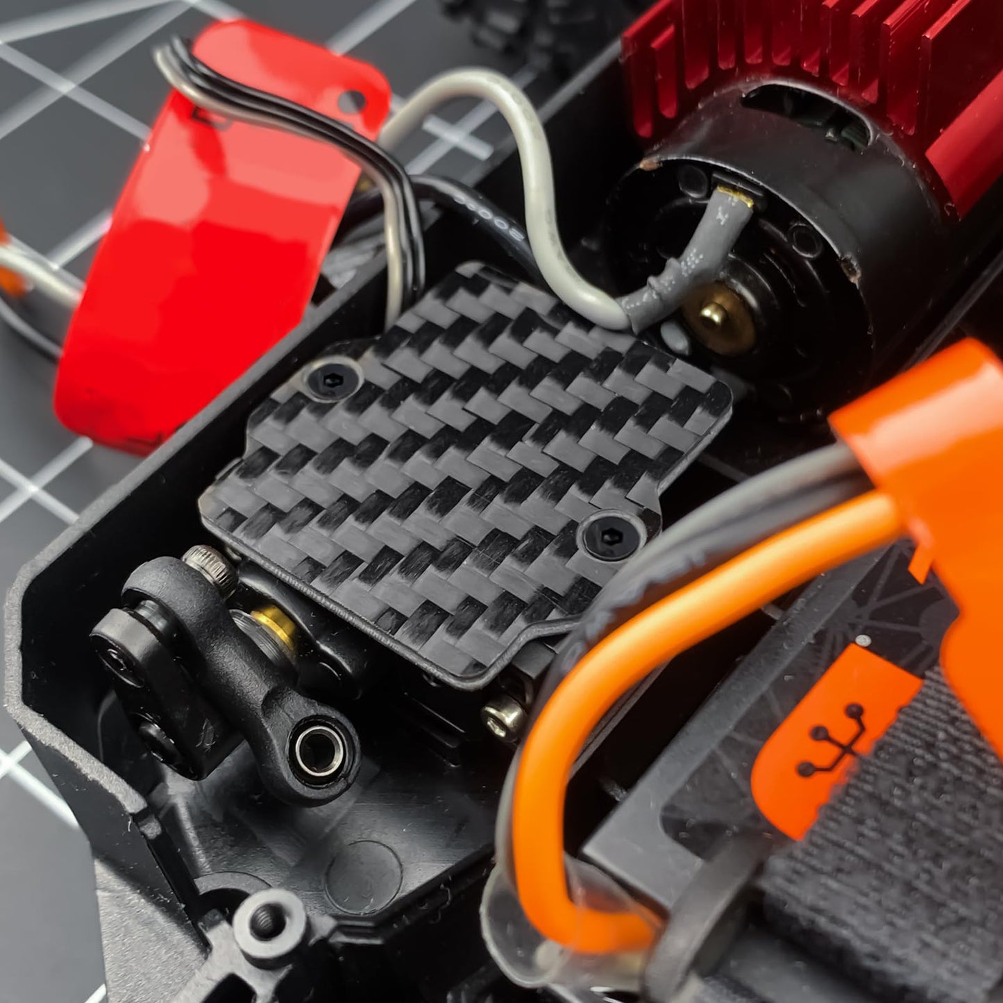 BRKRC Carbon Fiber Servo Mount/Radio Deck for Standalone ESC/Receiver for Arrma 1/18 Granite GROM MEGA 380 Brushed 4X4 Monster T