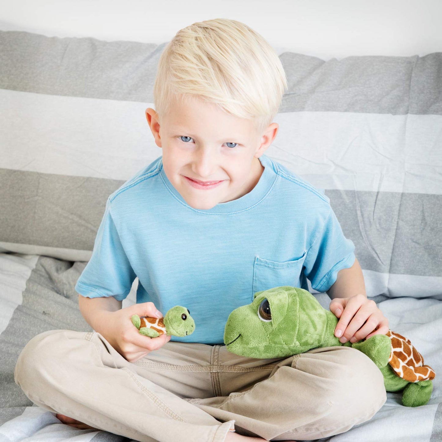 The Petting Zoo Sea Turtle Plush Toy - 12 Soft Stuffed Animal, Multi-Color, Perfect Gift for Kids