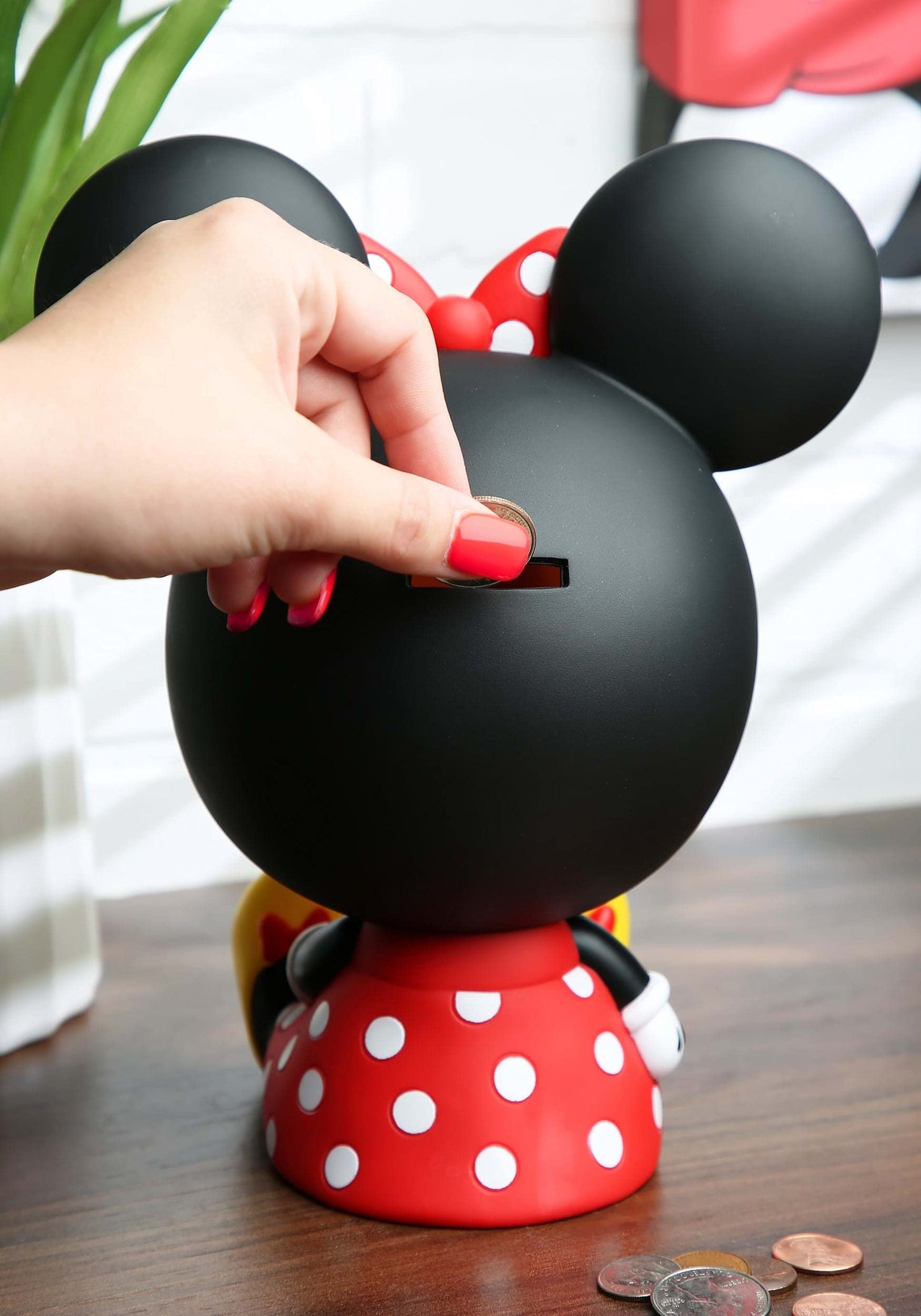 Minnie Mouse Sitting PVC Bank