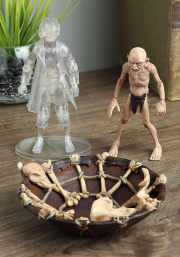 Diamond Select Toys San Diego Comic-Con 2021 limited availability The Lord of The Rings: Frodo & Gollum Deluxe Action Figure Box Set Multicolor