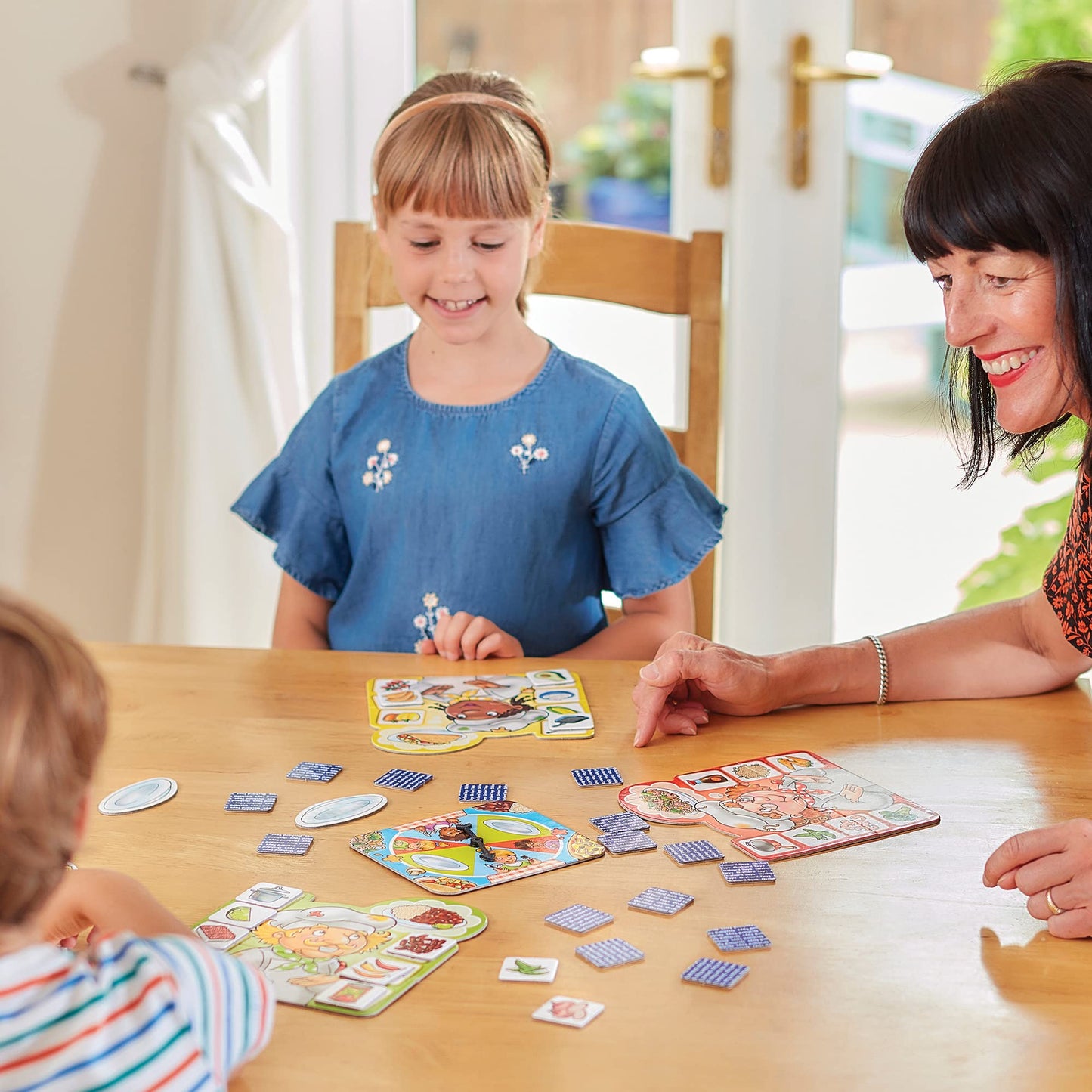 ORCHARD TOYS Moose Crazy Chefs Game - Fun Matching Game for Ages 3-6, 2-4 Players, Multicolor, Model 91034, Card Material