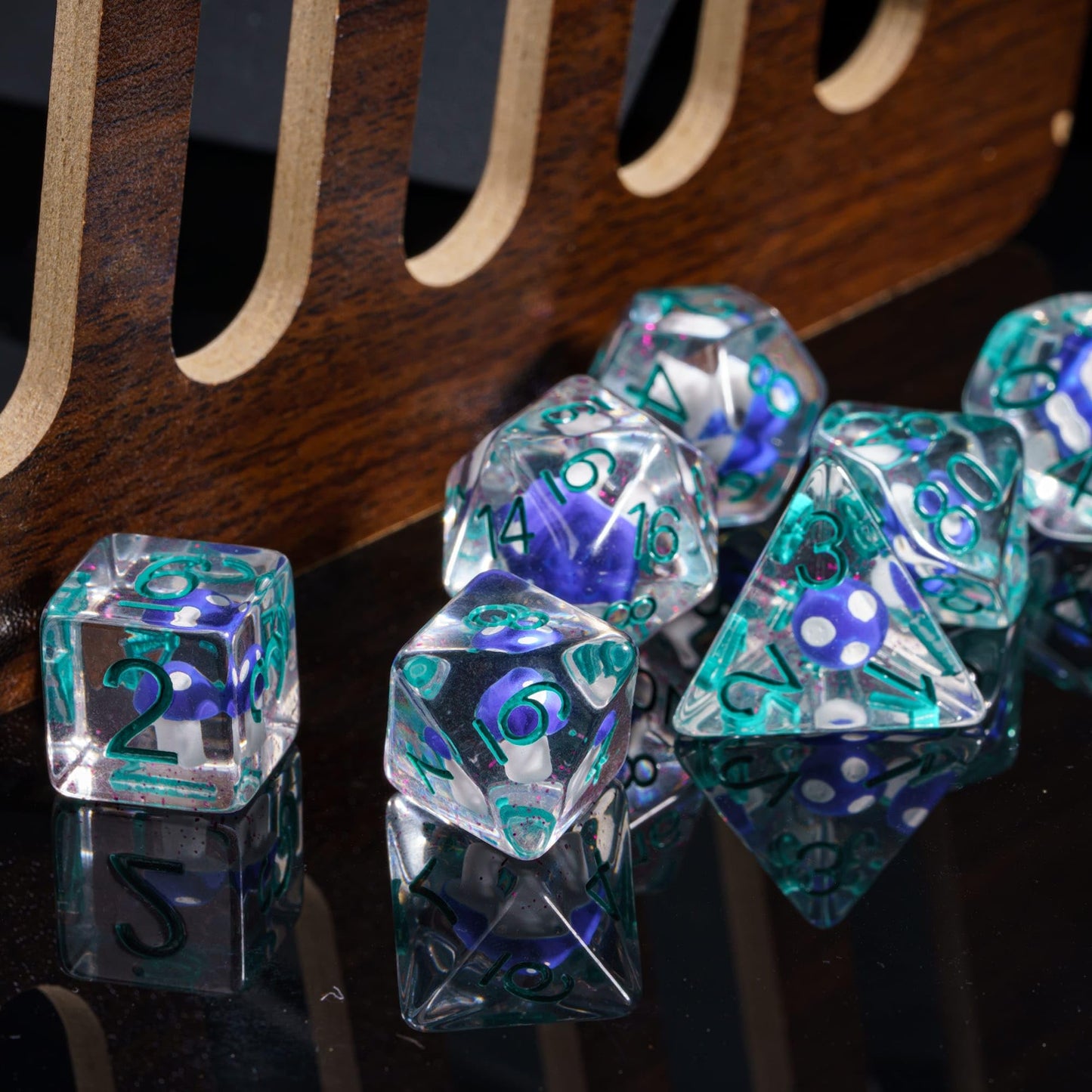 UDIXI 7PCS Polyhedral Dice Set, Mushroom D&D Dice Set for Dungeons and Dragons Role Playing Dice Games and DND RPG MTG Tabletop