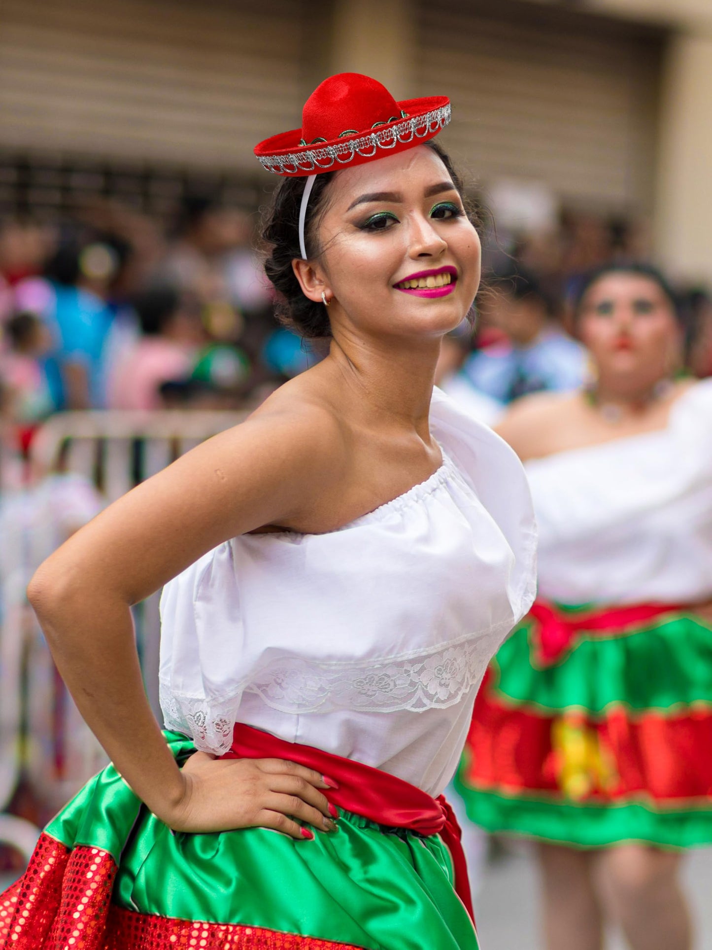 Melisheer 18 Pieces Sombrero Hats, Universal Cinco De Mayo Themed Costume Headwear, Fiesta Headbands with Ball Fringe and Fabric