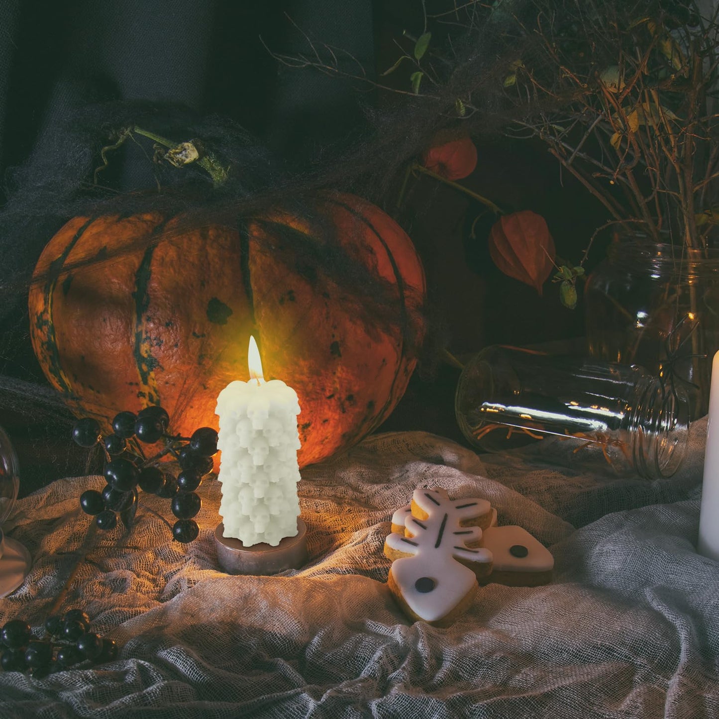 Nuanchu Halloween Large Figure Image Candle Spooky Candle Holder Skeleton Candle Soy Wax Candles Home Decor for Halloween Birthd