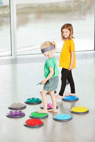 Gonge Tactile Sensory Discs - Set Of 20 Textured Stepping Discs, Sensory Exploration, Cognitive Development - Includes Blindfold - Ages 1+, Vibrant