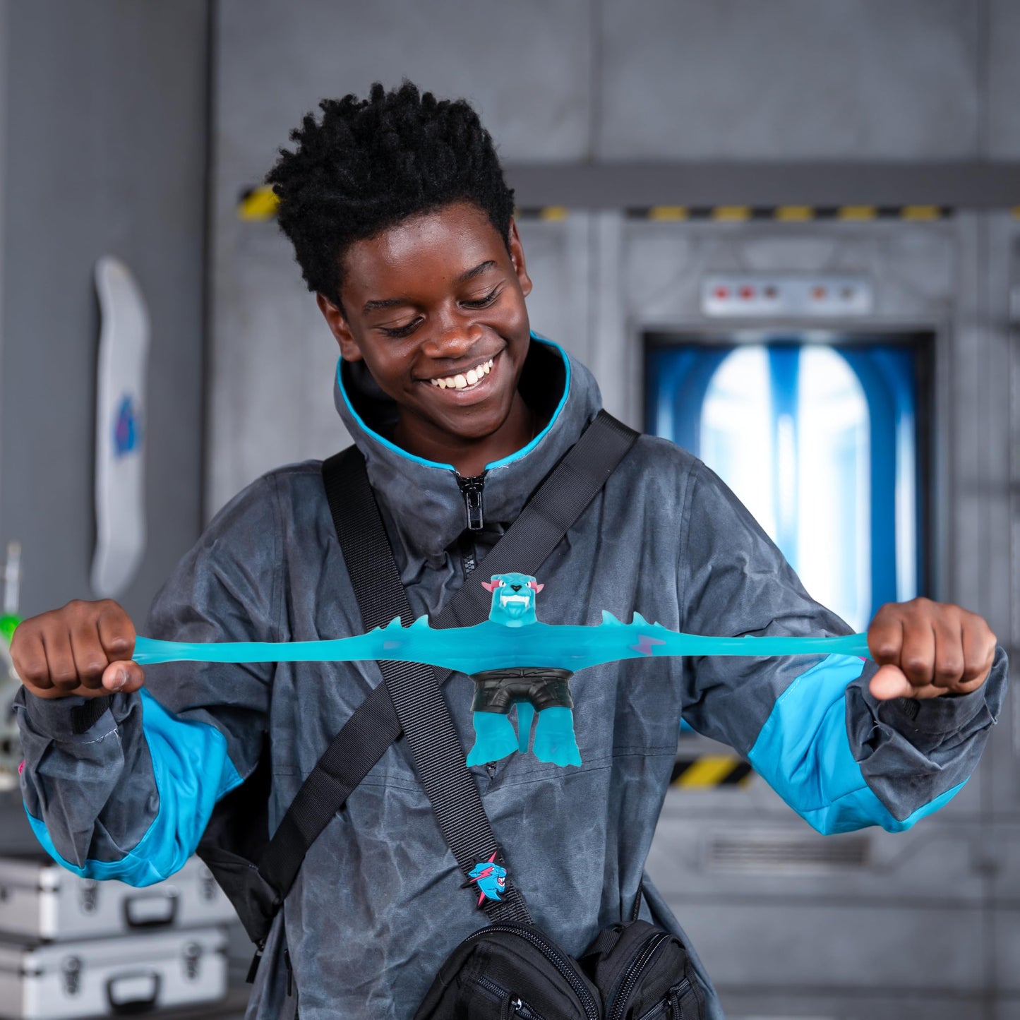 Mrbeast Lab Stretchy Hypercharged Panther By Heroes Of Goo Jit Zu Goo, Squeeze, Squish And Stretch Mrbeast'S Panther Up To 3 Tim