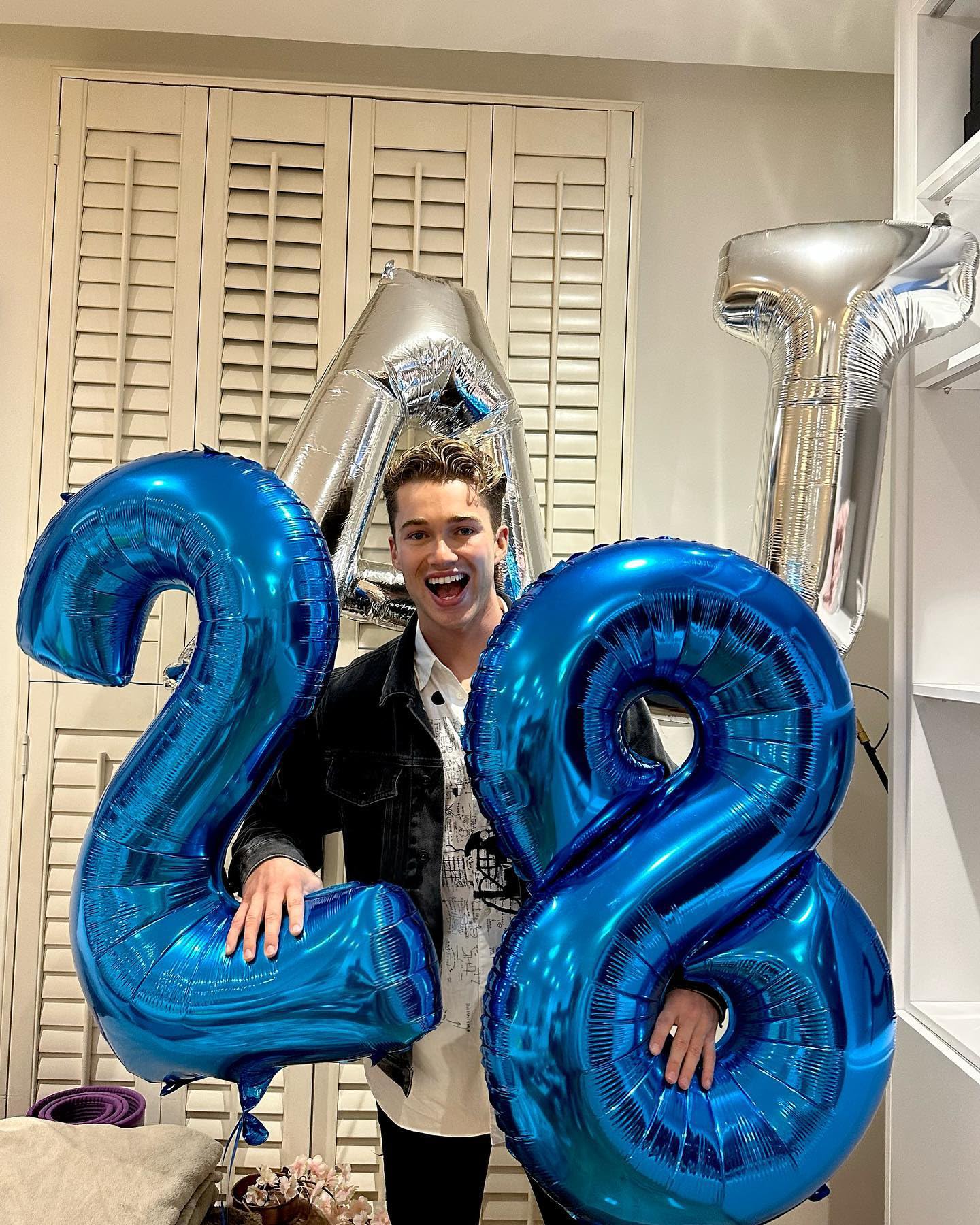 Navy Blue 2 Balloon, Number Balloon 40 Inch, Two Balloon Number Birthday Decorations, Second 2Nd Birthday Party Supplies, Number