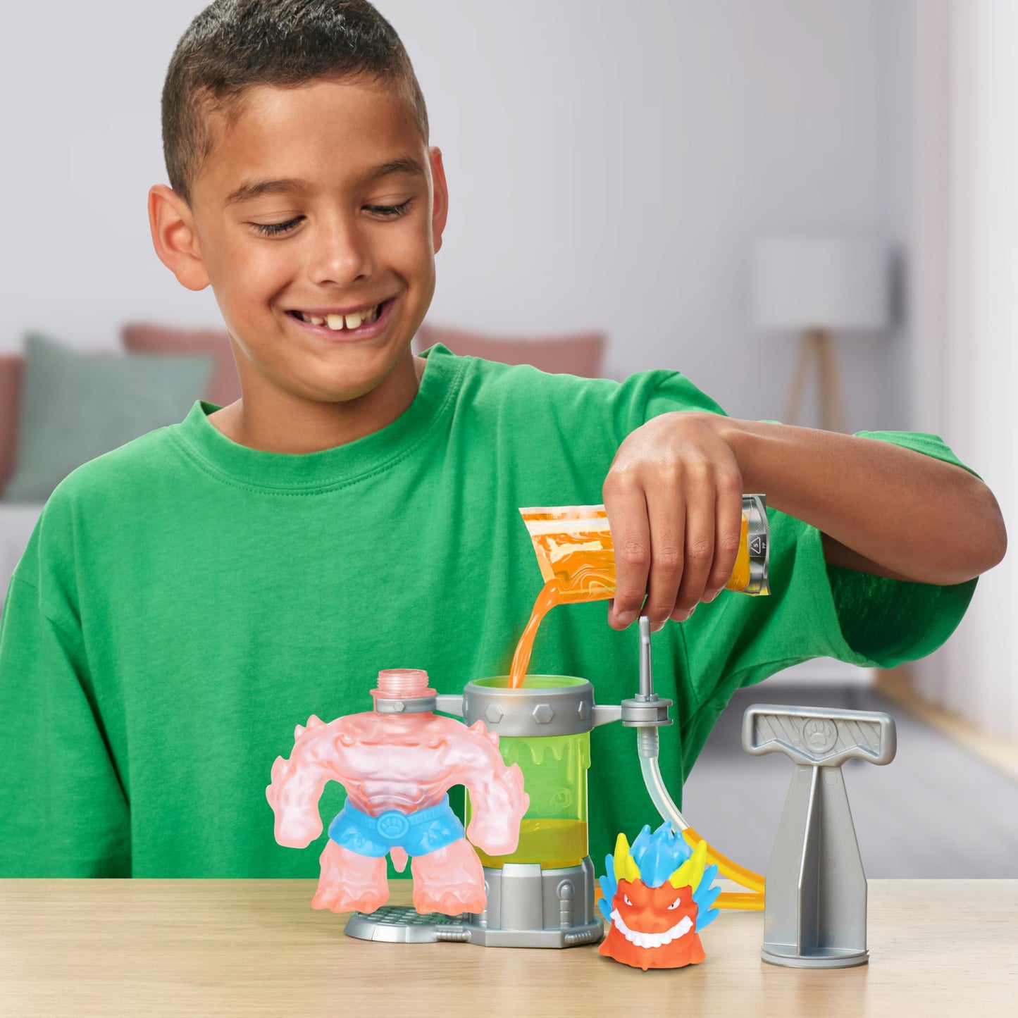 Heroes Of Goo Jit Zu Hero Creator Bundle With 2 Action Figures And 6 Unique Goo Fillings, Mix, Fill & Create Your Own Stretchy Blazagon And Thrash, Play Again And Again